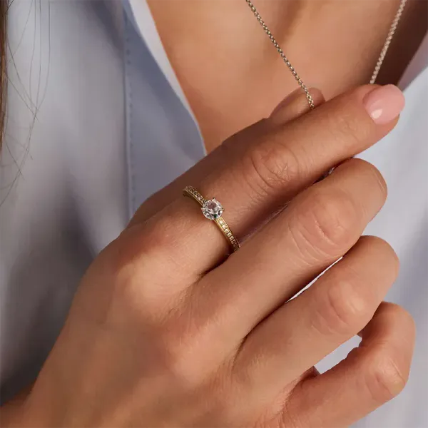 Hovedbilde Ti Sento ring- tofarget med zirkonia