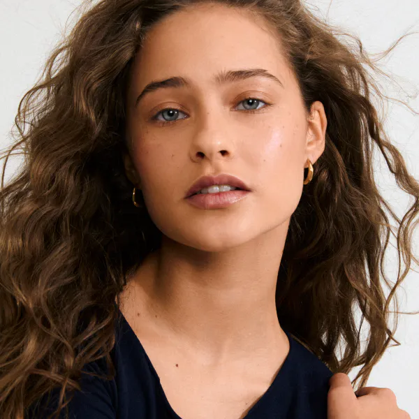 Hovedbilde PILGRIM HARRISON øredobber, gullbelagt -Ø21mm