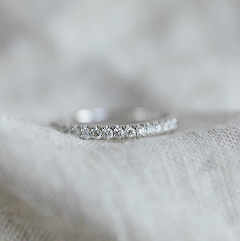 Ring i 585 hvitt gull med diamanter 0,25ct WSI